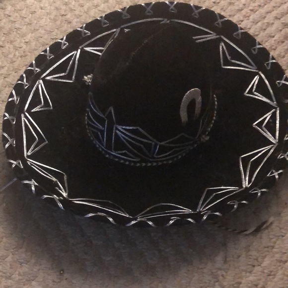 Sombrero - Picture 3 of 3